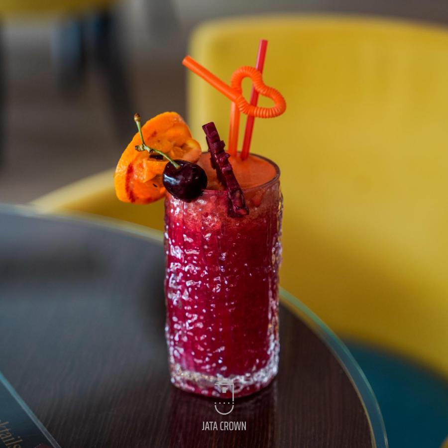 Jata Crown Tirana